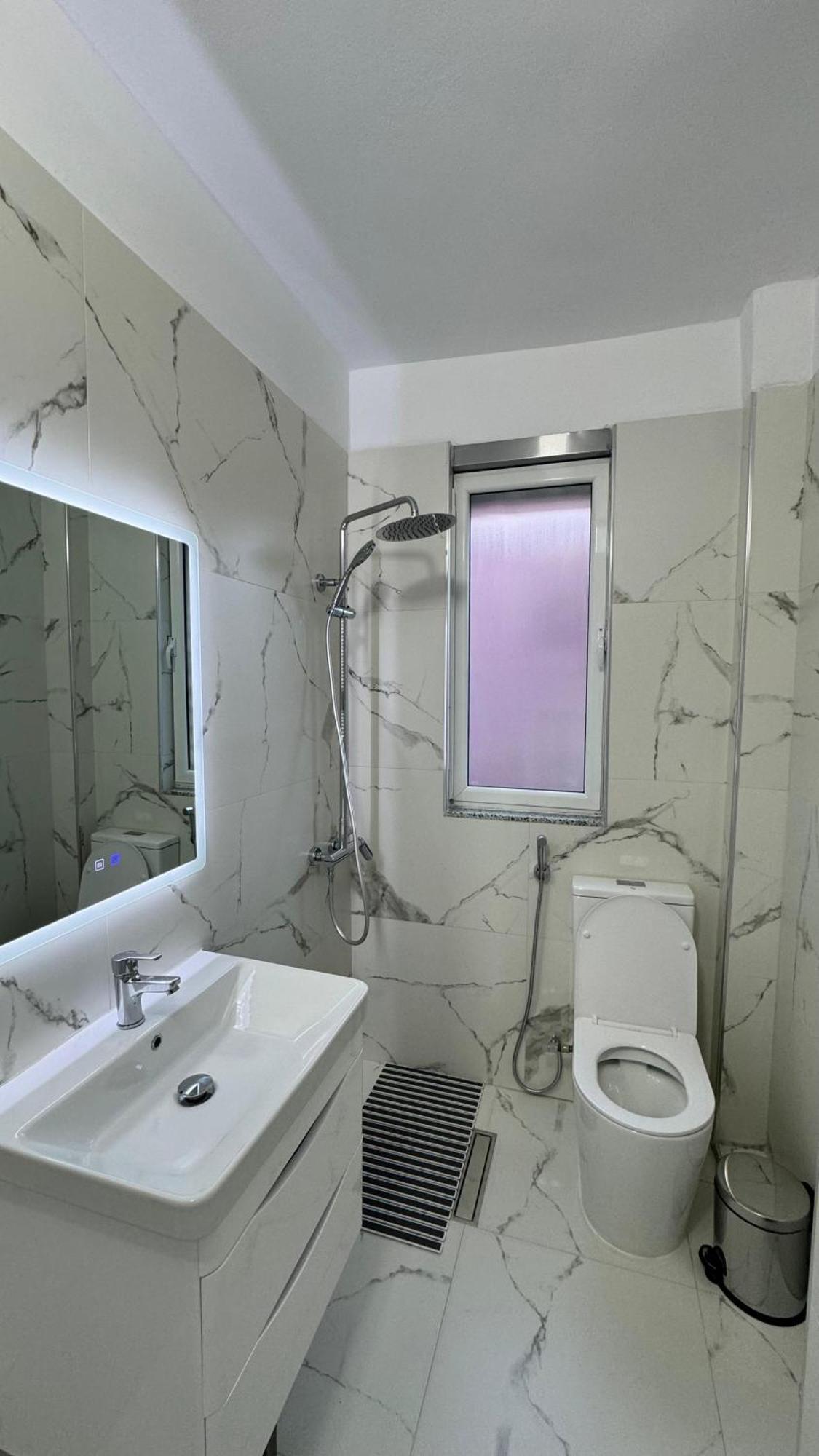 Charming Comfort Apartment Tirana Eksteriør billede