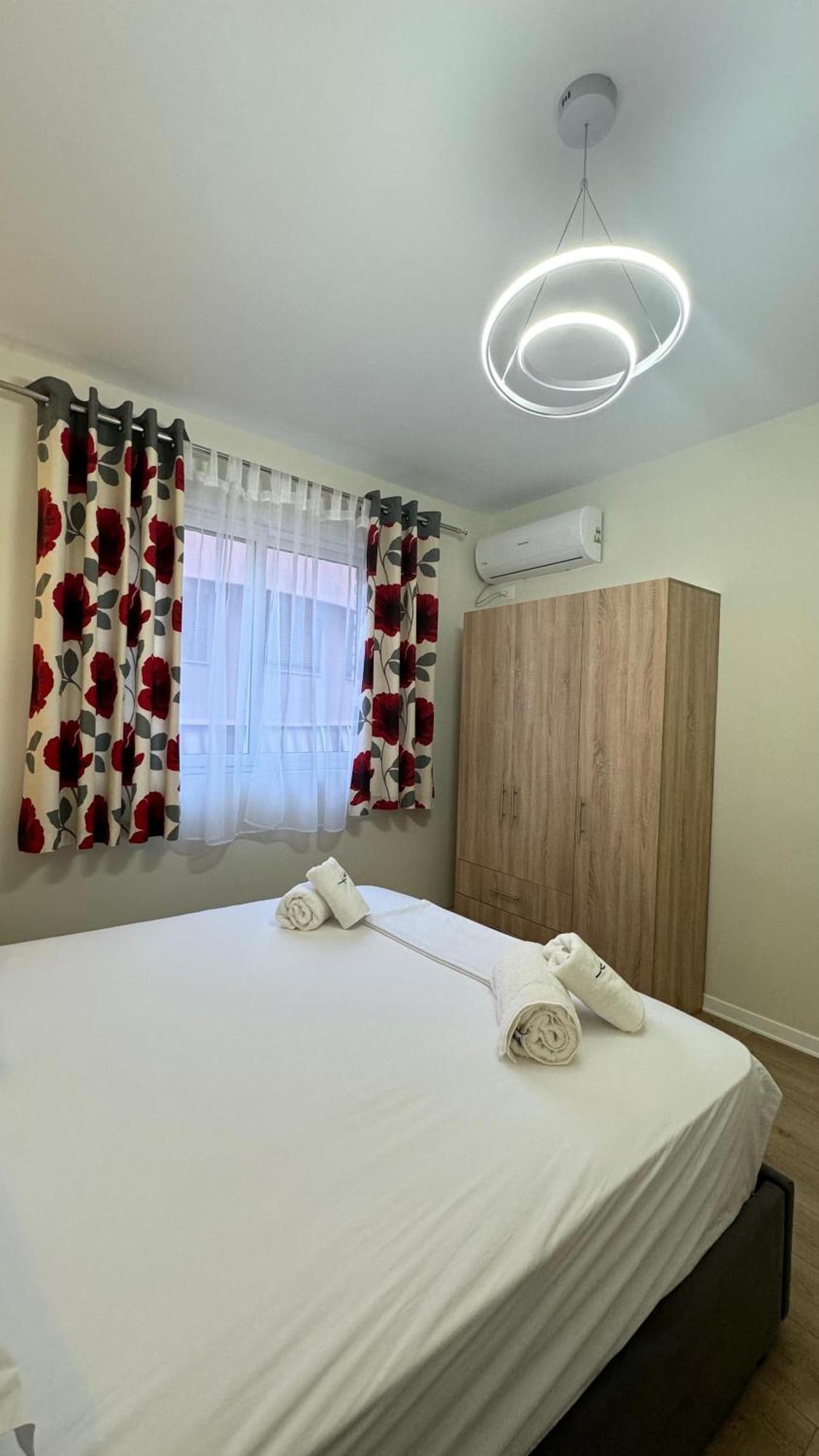 Charming Comfort Apartment Tirana Eksteriør billede