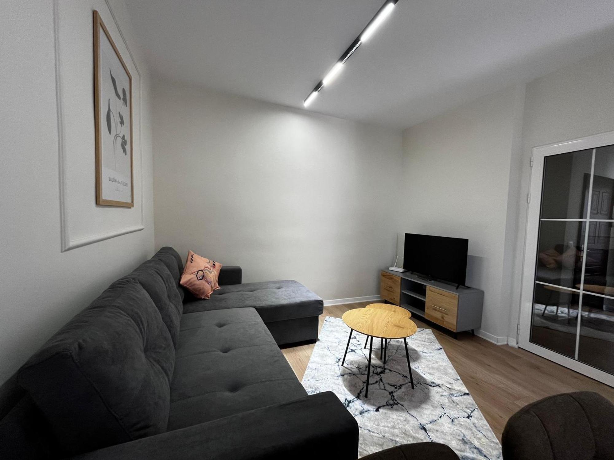 Charming Comfort Apartment Tirana Eksteriør billede