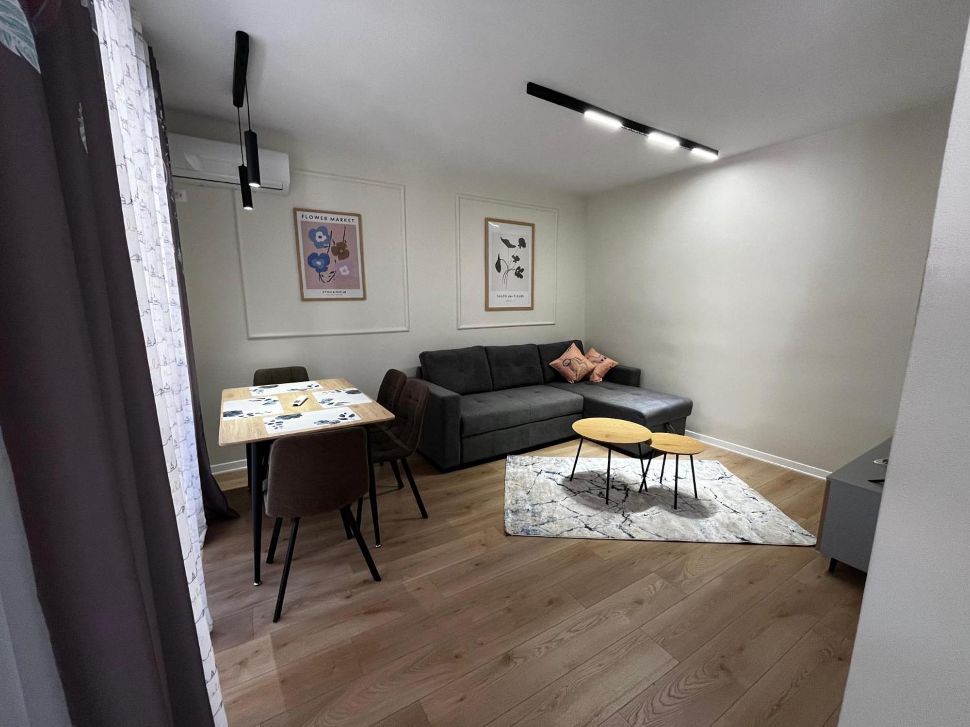 Charming Comfort Apartment Tirana Eksteriør billede